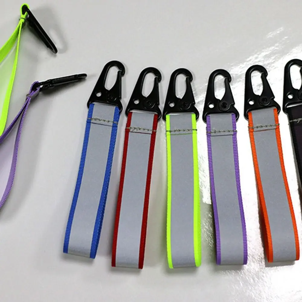 1PC Streamer Reflective Keychains High Visibility Safety Reflector Bag Pendant Keyings Accessories For Kids Women Men Gifts